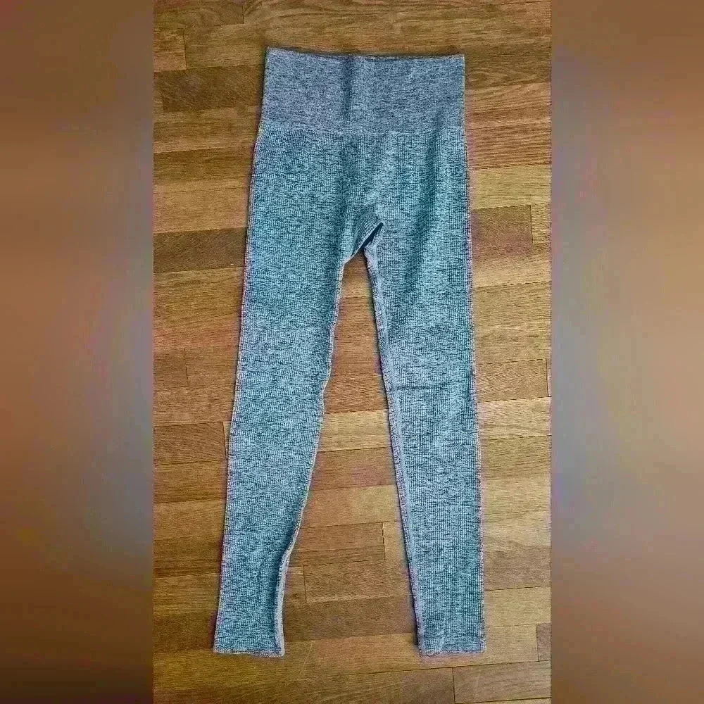 Colsie Ribbed High Waisted Leggings
